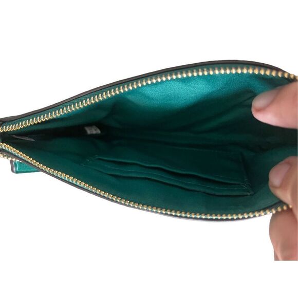 Coach Women's Green Solid Pebbled Leather Wrist Strap Zip Top Closure Wrislet - Picture 6 of 9